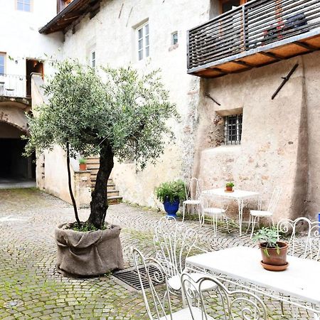 Ansitz Jenner Apartment Appiano Sulla Strada Del Vino Ngoại thất bức ảnh